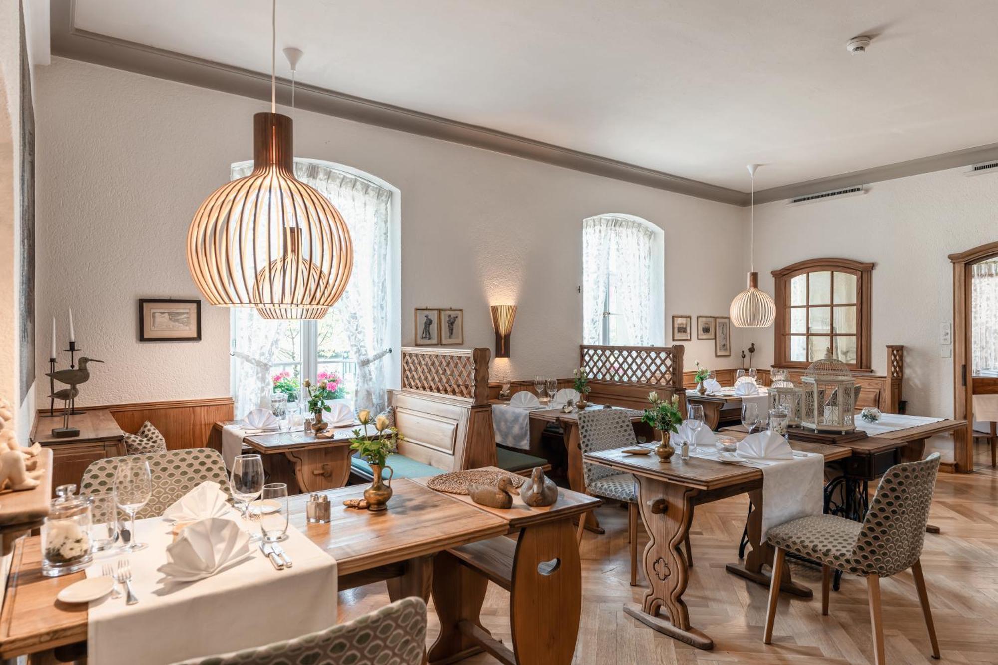 Hotel Landgasthof Schoenbuehl מראה חיצוני תמונה